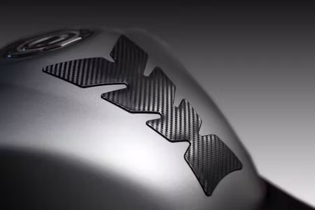 PUIG TANK PAD SOFT C/CARBON