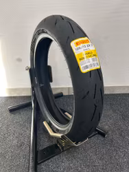 Pirelli Diablo Rosso IV Corsa 120/70 ZR 17