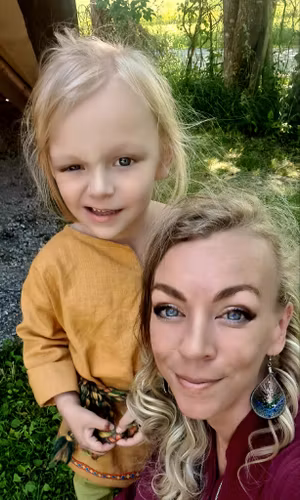 Röd Barn Vikingaskjorta i Linne fr. 799 kr