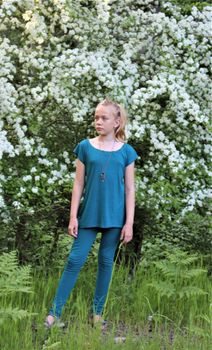 Turkost tights och tröja set barn fr. 349kr