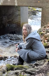 ULLKAPPA GRÅ