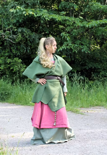 Grön 100%  Ull Cape