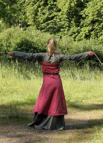 Rosa viking överklänning Maja i Linne