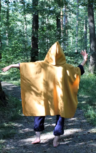 kort Gul 100%  Ull Cape