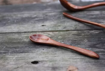 Viking dessertsked i trä