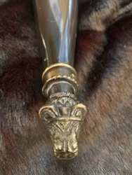 Bärsärkar Dryckeshorn En Symbol för Styrka och Tradition