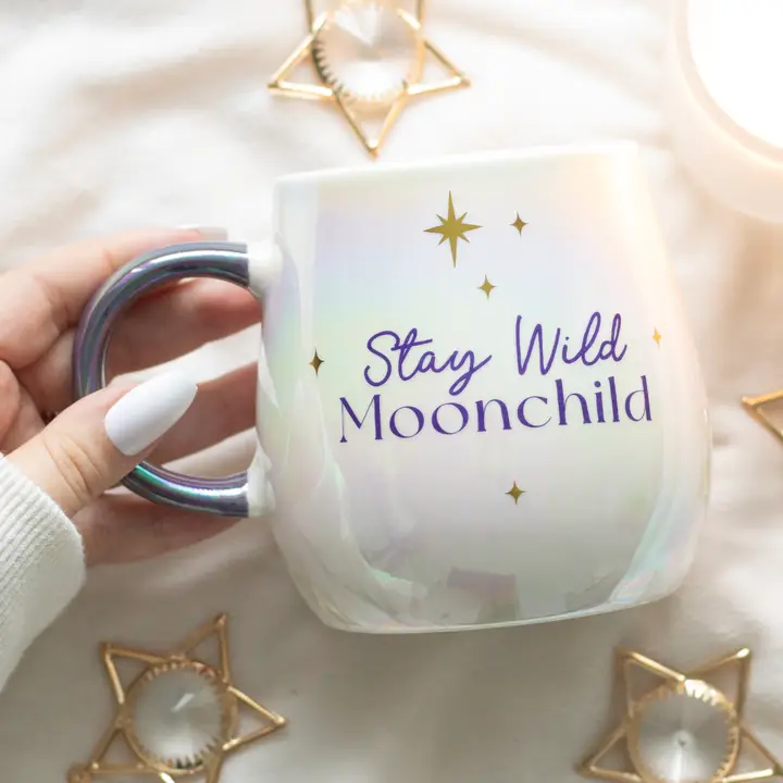 Stay Wild Moon Child keramikmugg med iriserande stjärndesign