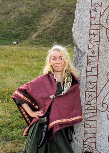 Viking Mantel med diamantkypert en stil ikon från forntiden