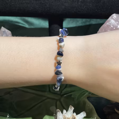 Armband - Sodalit - Chips - Silver Stjärnor