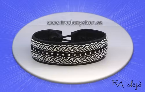 Tenntrådsarmband