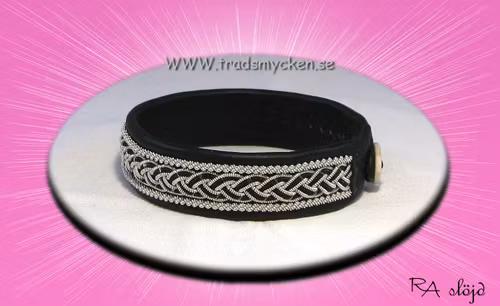 Tenntrådsarmband