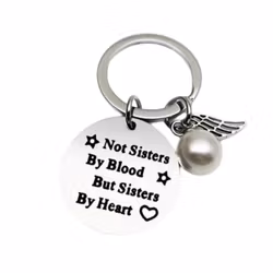 Nyckelring - Not sisters by blood...