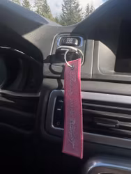 Nyckelring - Beauty and her Beast