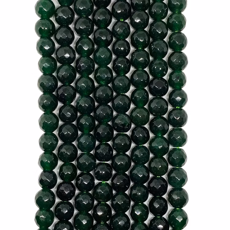 Jade mångfacetterad 8 mm mörkgröna