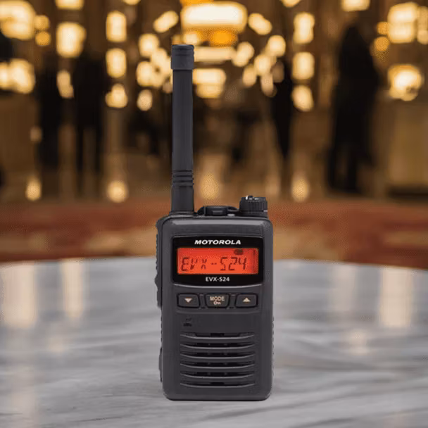 Motorola EVX‑S24 – En kompakt och pålitlig radio för krävande miljöer