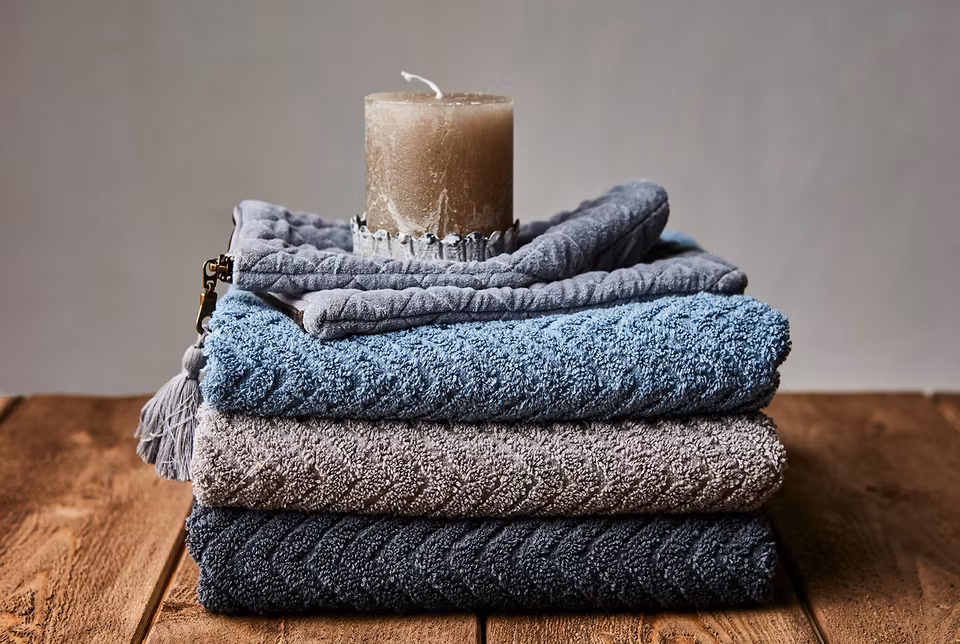 ARILD Handduk, Blå/grå