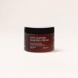 Grooming Deluxe Soft Leather Almond Cream