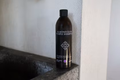 Grooming Deluxe Almond Gloss Purple Shampoo