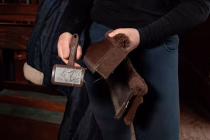 Grooming Deluxe Velcro Cleaning Brush