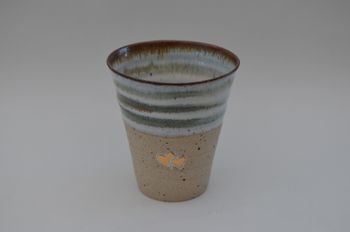 Latte mugg med guldhjärta