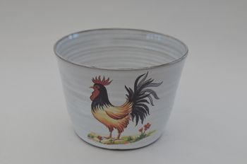 Drejad skål med Svart tupp