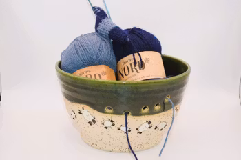 Grön Garnskål med skuttande får