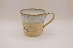 Vit Temugg  med får som skuttar