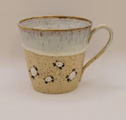 Temugg med får som skuttar