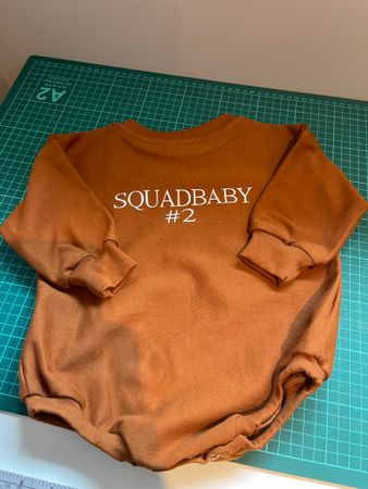 Oversized genserbody med bukse (gutt)