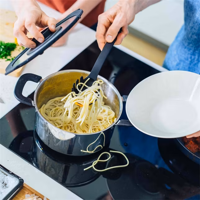 Fiskars Functional Form pastaslev