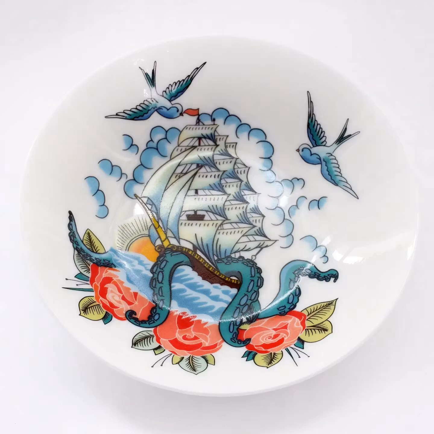 Skål Marint motiv Skeppet & Kraken