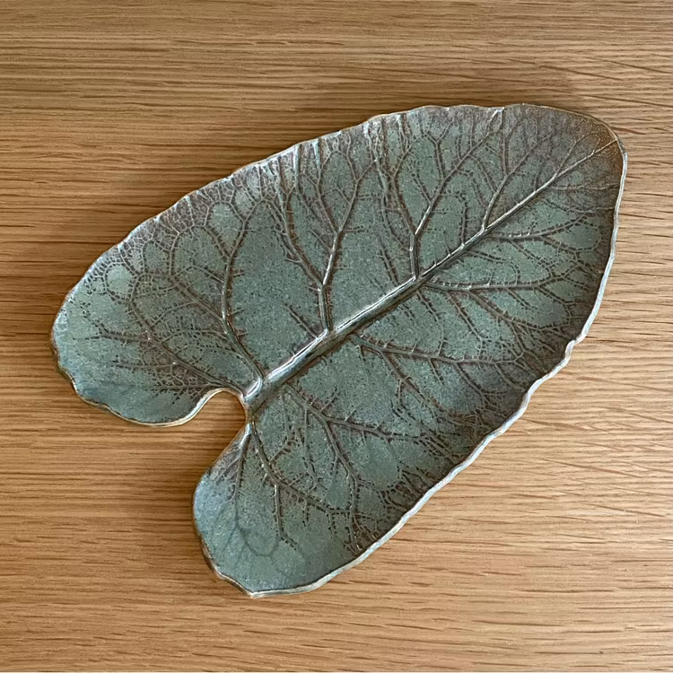 Bladfat koppargrön