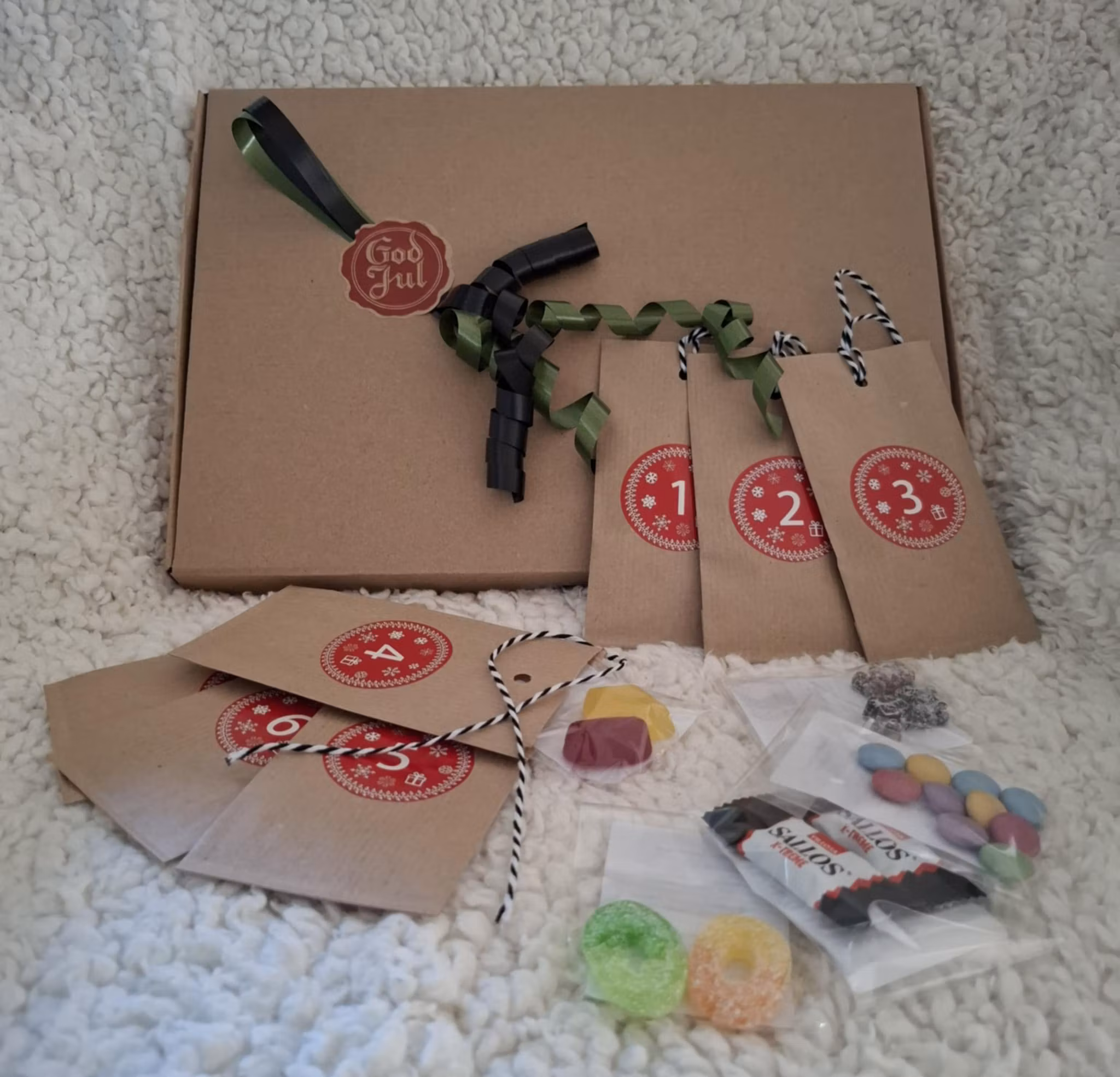 Trendigt Gott - Vegansk Godis- & Lakritsadventskalender, 217g
