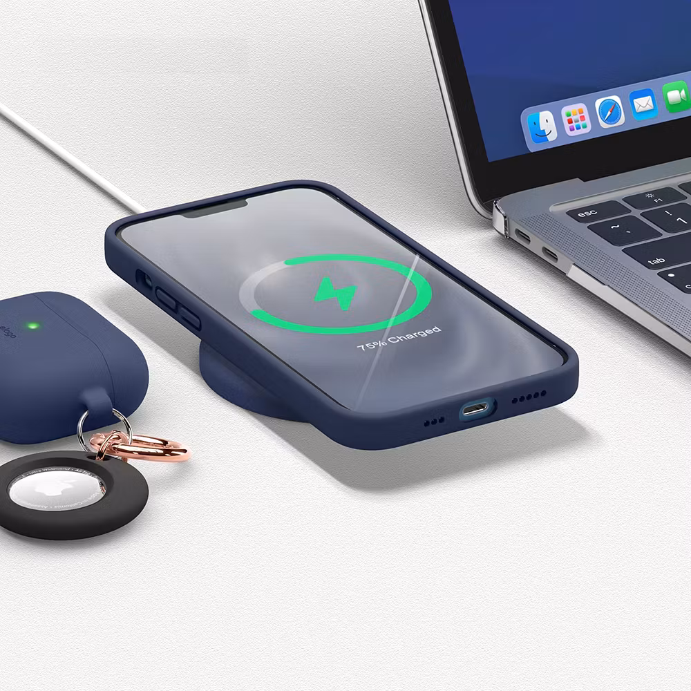 iPhone 13 MC Silikonskal mörkblå