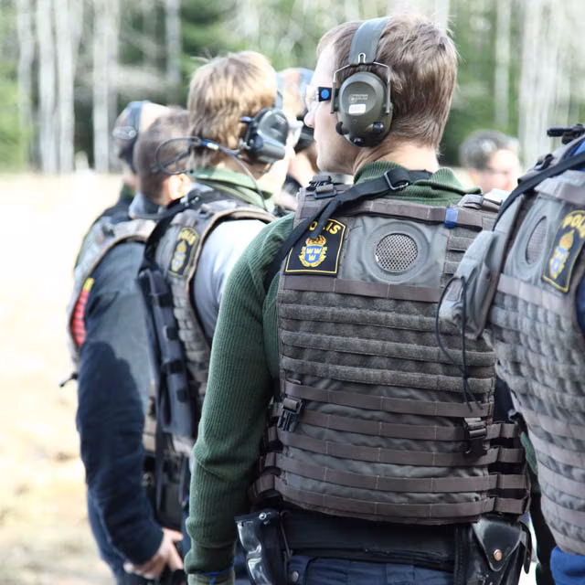 MODULAR TACTICAL VEST -10