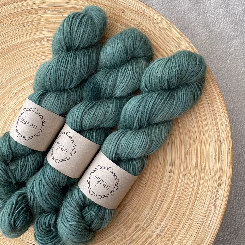 Fluffy Singles DK - OOAK Grön