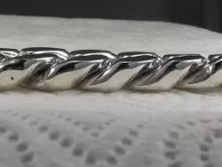 Pansarlänk 25 mm. 100% solid 92,5 Sterling silver. Handsmide.