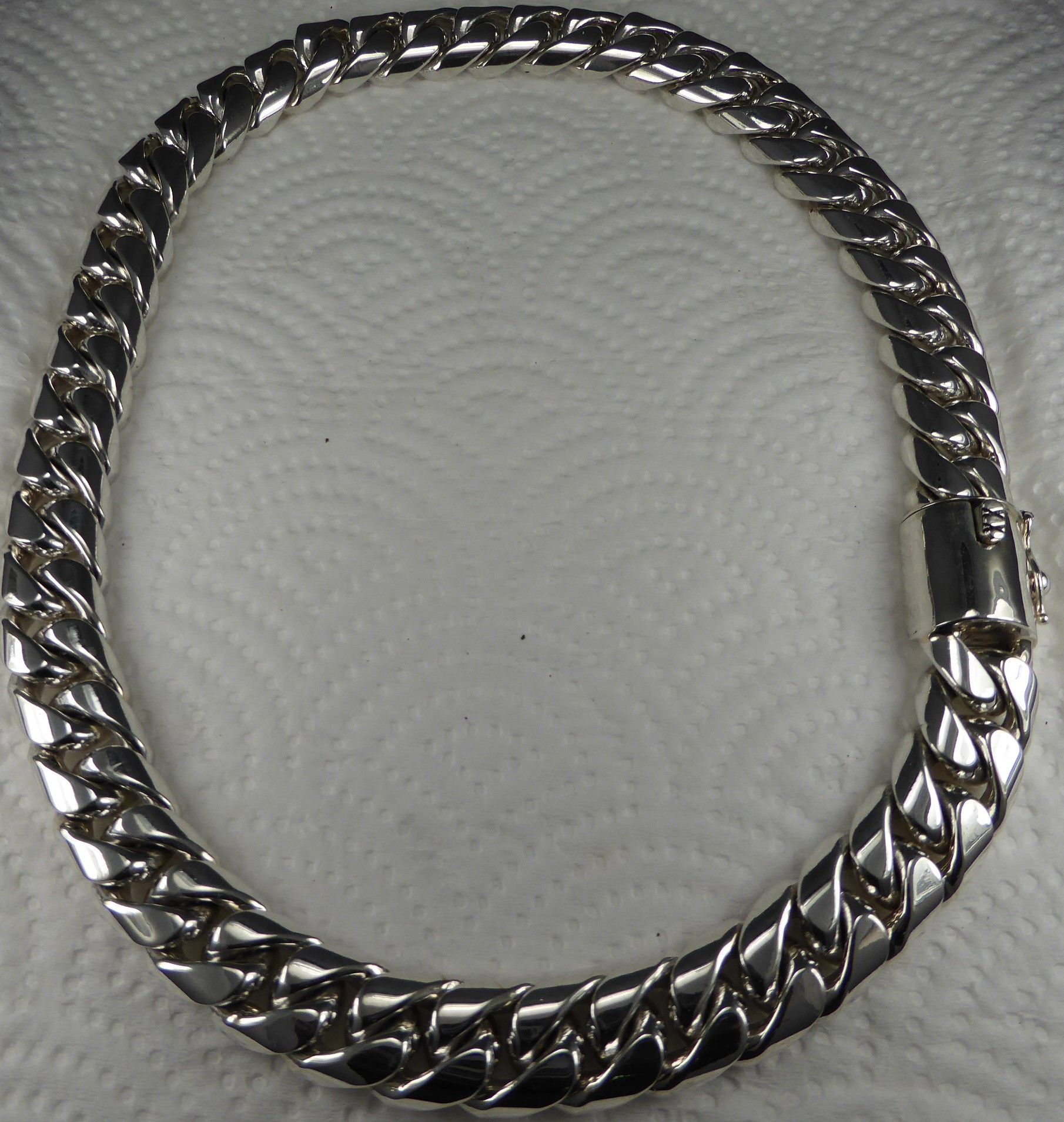 Rundad Pansarlänk 15 mm. 100% solid 92,5 Sterling Silver.