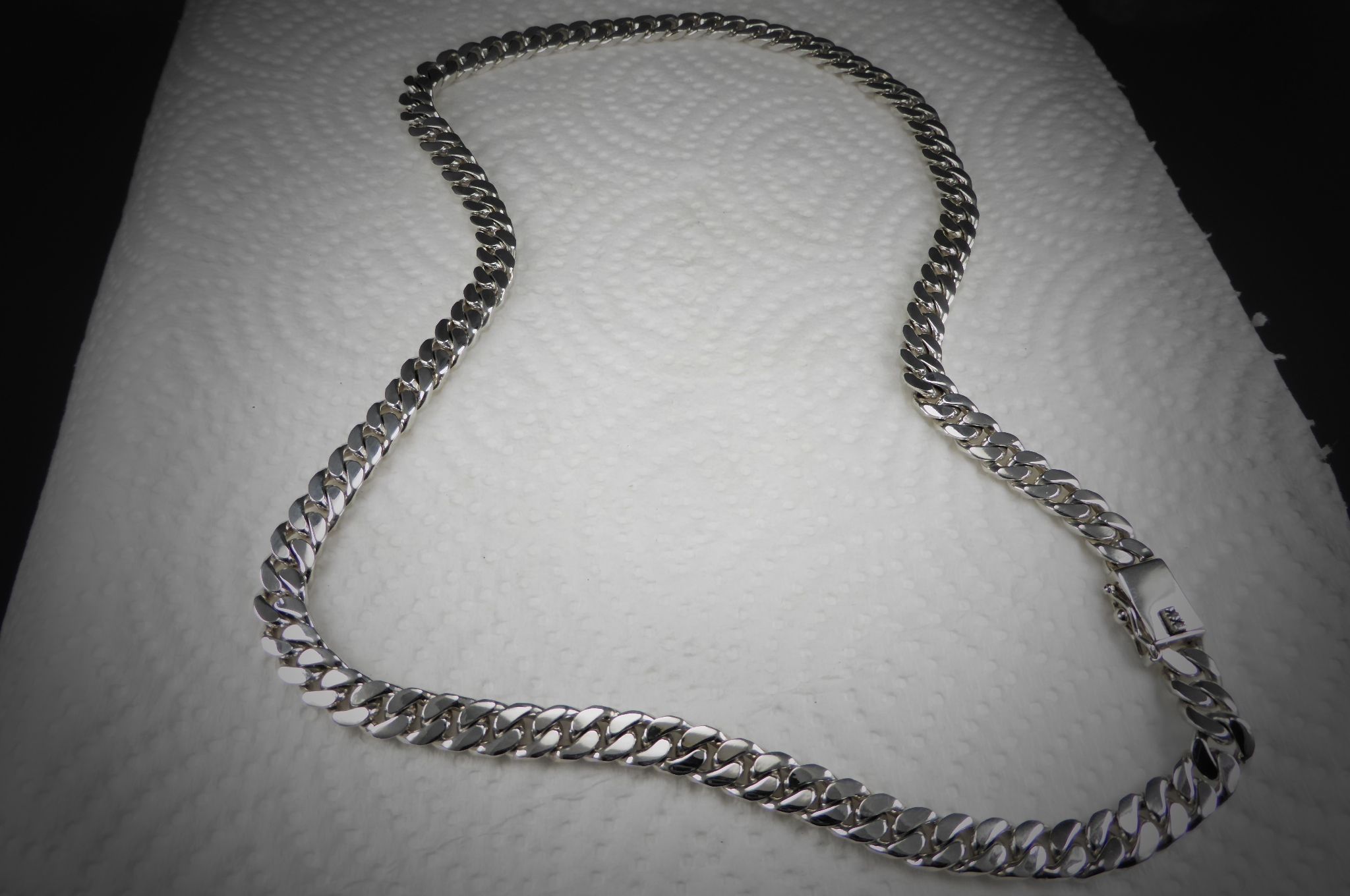 Pansarlänk 8 mm. 100% solid 92,5 Sterling Silver. Handsmide.