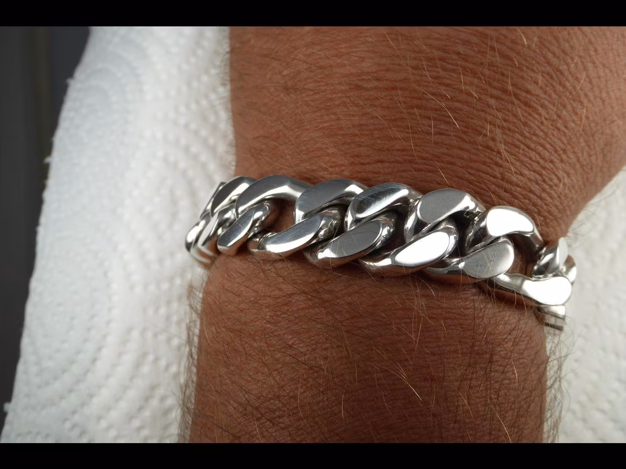 Figarolänk armband 15 mm i 100% solid Sterling Silver. Handsmide.