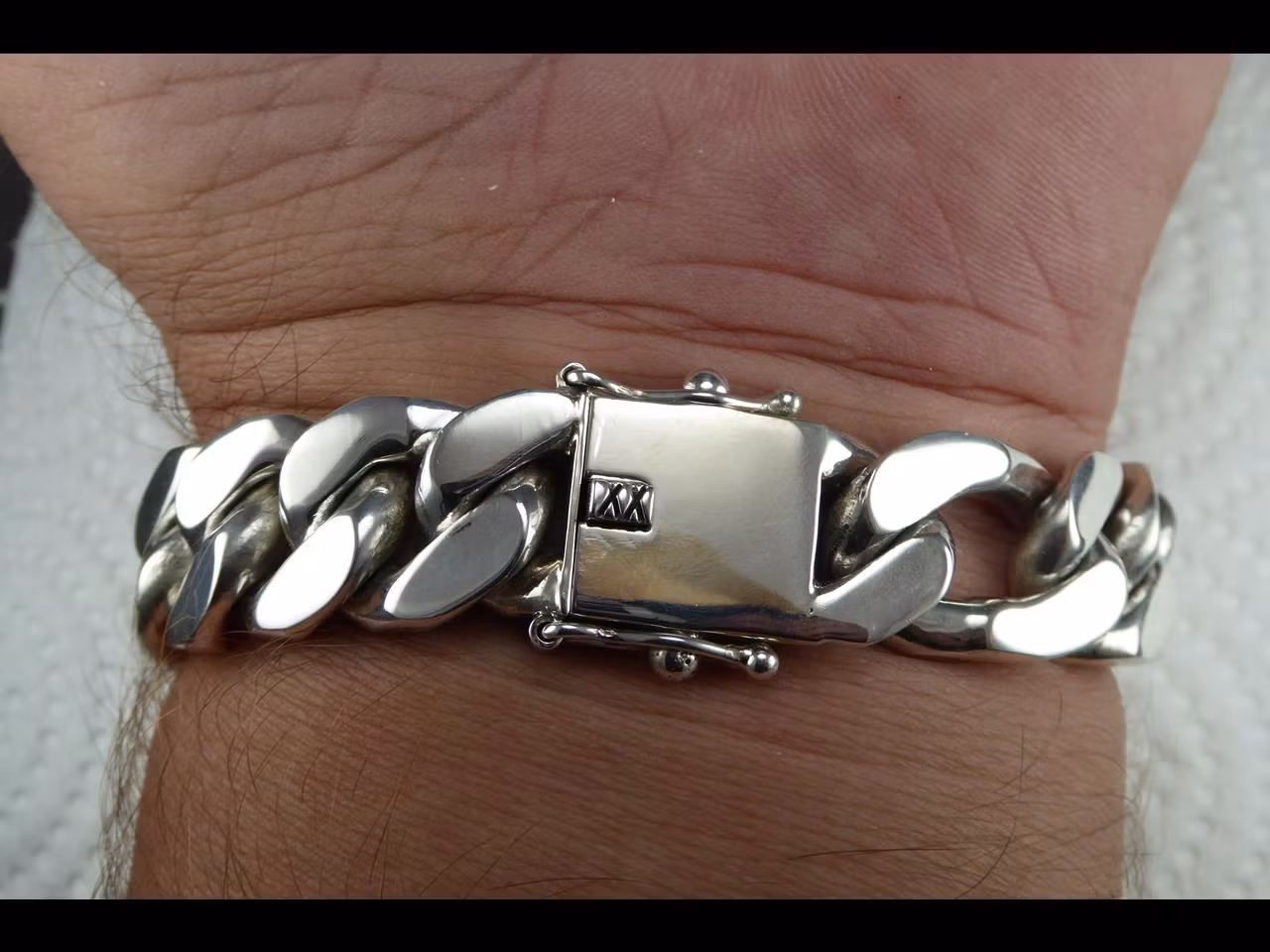 Figarolänk armband 15 mm i 100% solid Sterling Silver. Handsmide.
