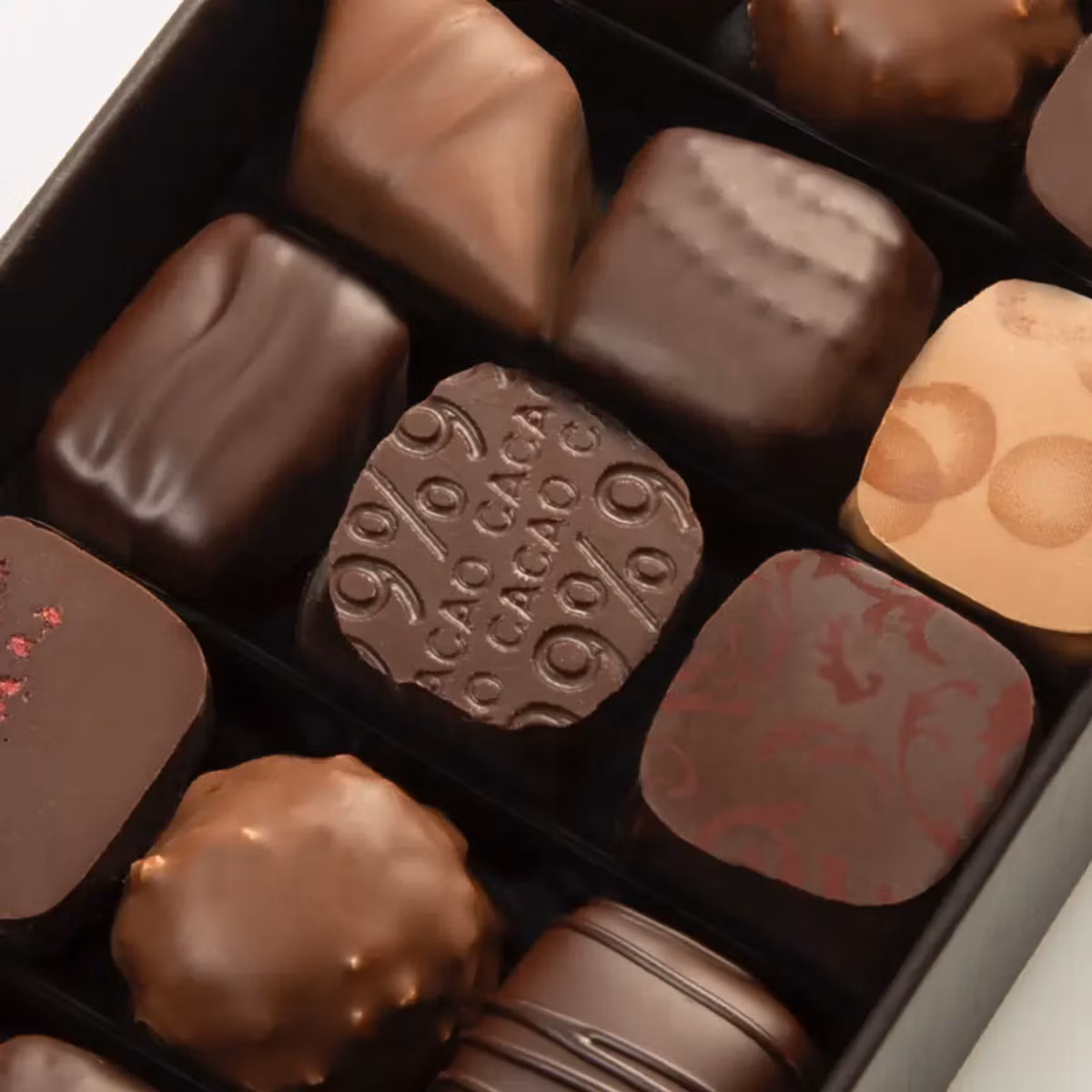 CHOKLADASK 15 PRALINER