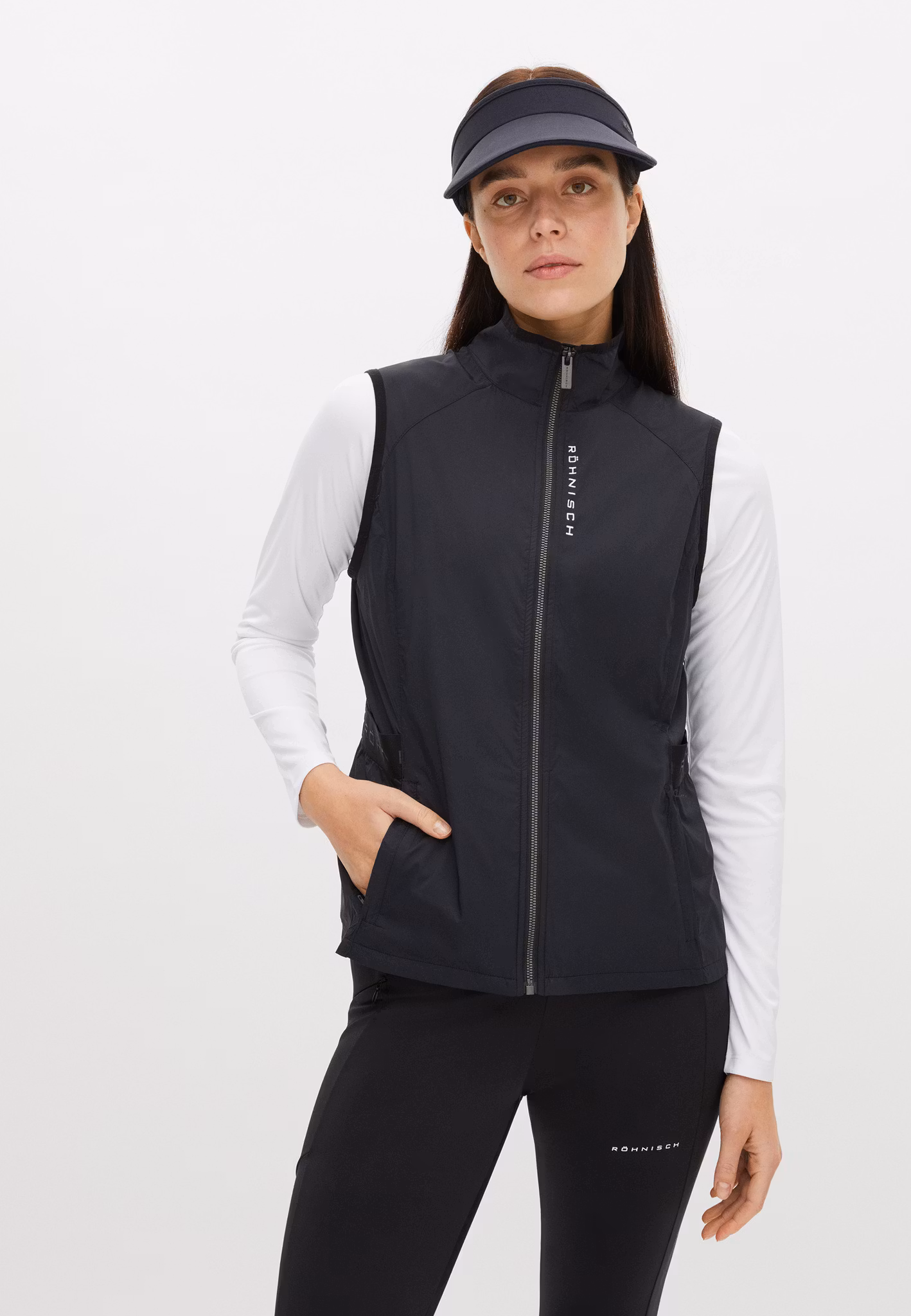Röhnisch Miles Wind Vest Black