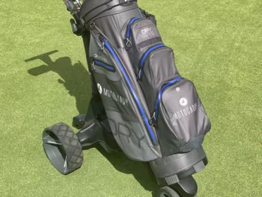 Motocaddy M7 GPS, Remote Ultra (2026) + Dry Series Golfbag