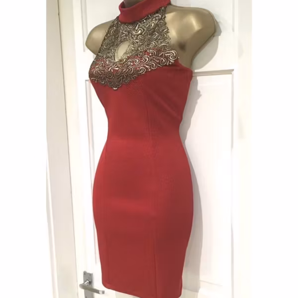 Fab New Shimmery Red Gold Crochet Neck Lace