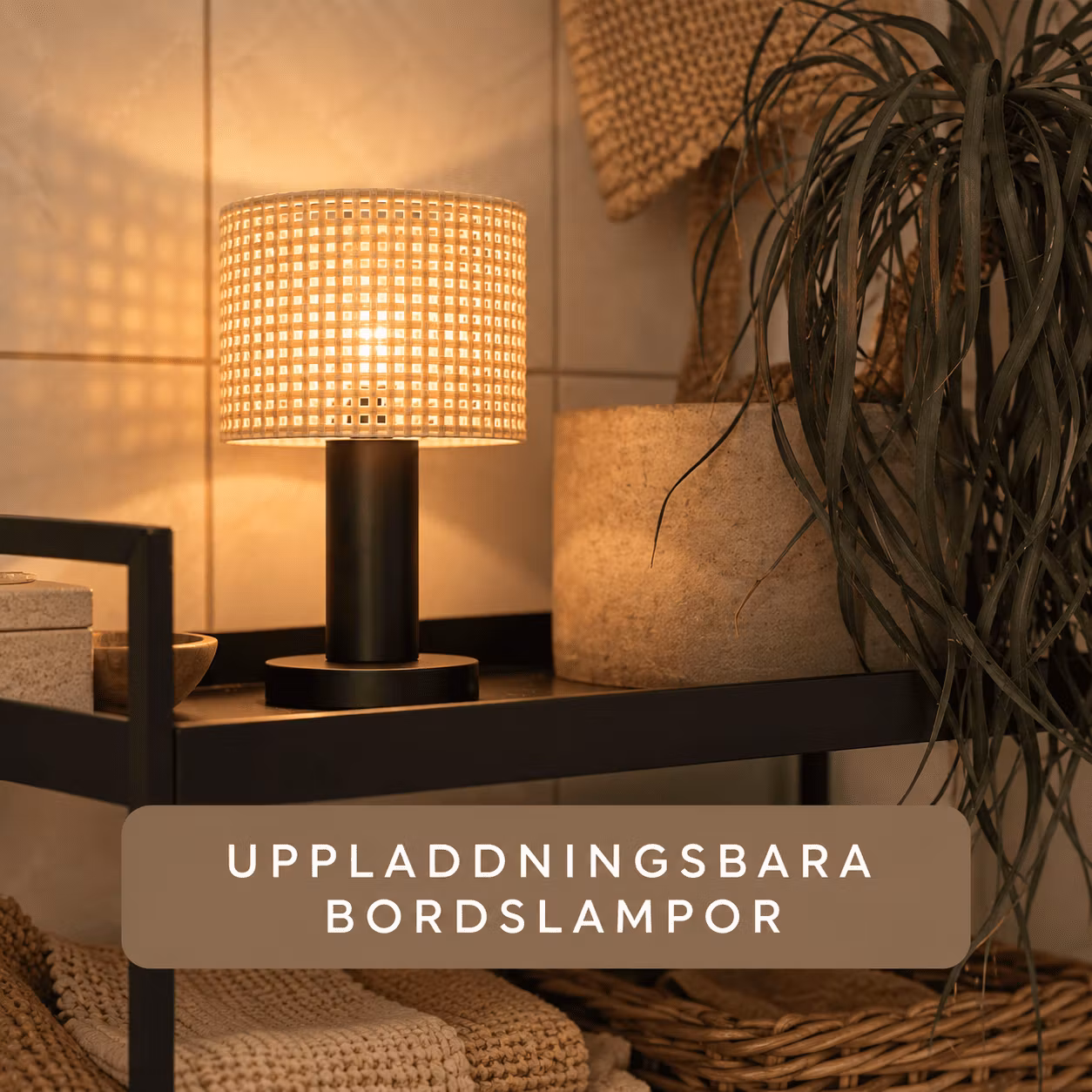 Uppladdningsbar bordslampa - Xander of Sweden