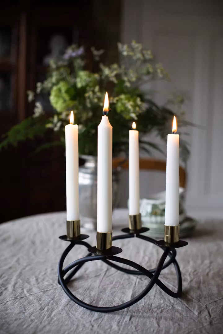 Asta Ljusstake svart smide rund 4 antikljus dia 23 cm