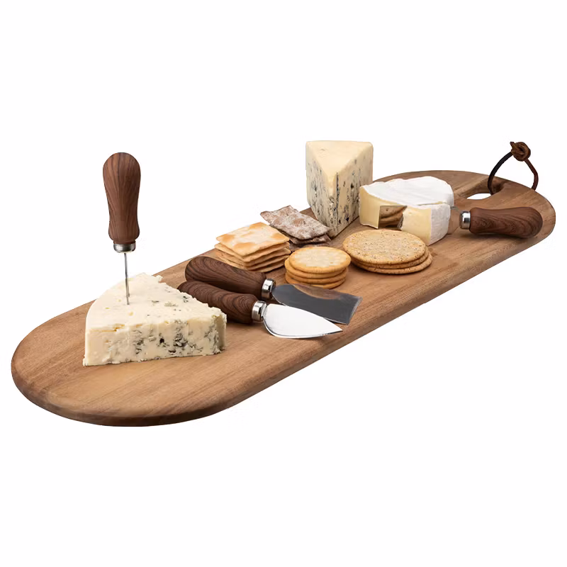 Sonja Skärbräda oval Akaciaträ längd 54 cm bredd 18 cm