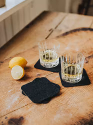 Gia Glasunderlägg 6-pack filt svart 10*10*0,3 cm