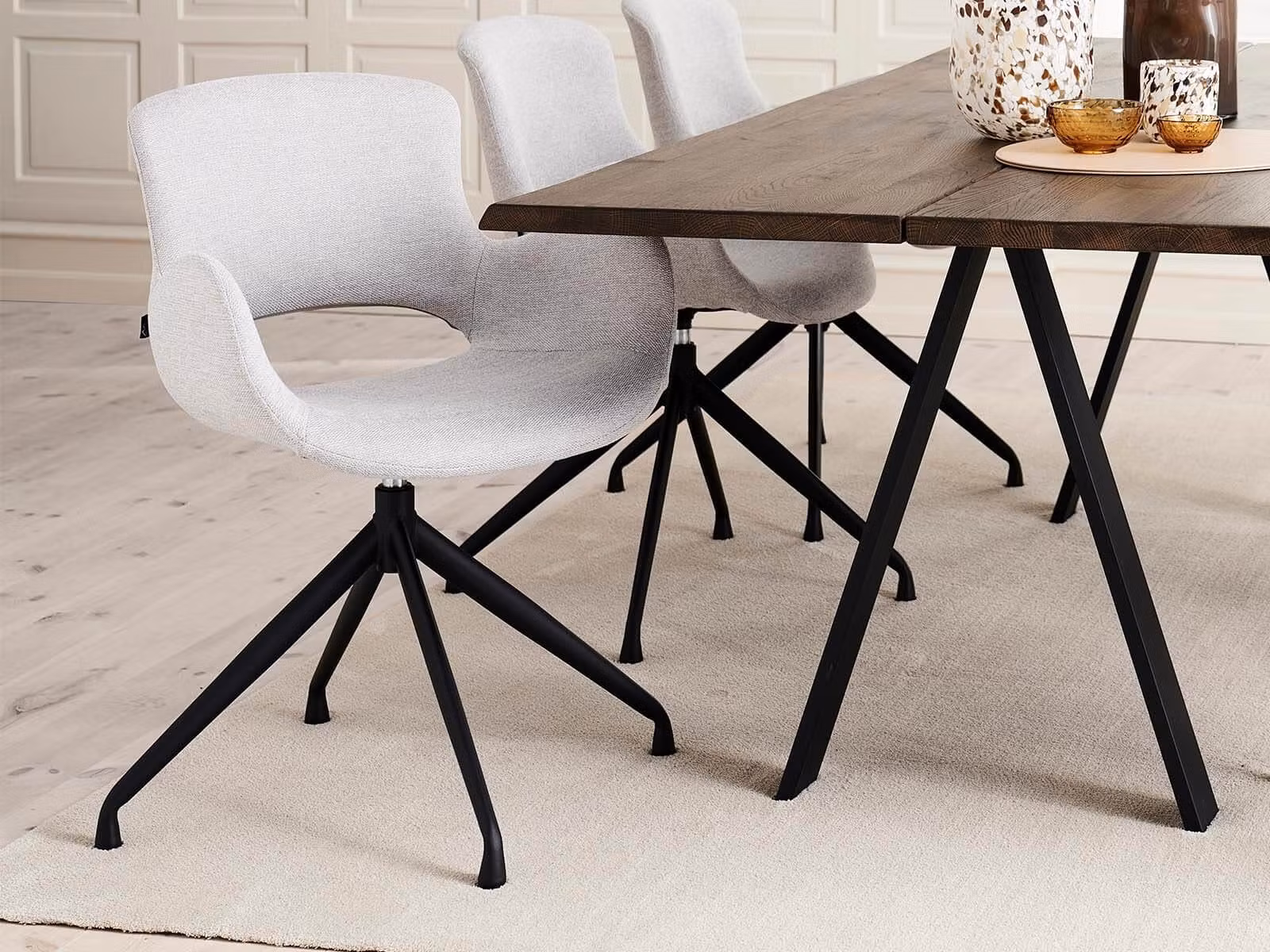 Matstol ljusgrå Luna